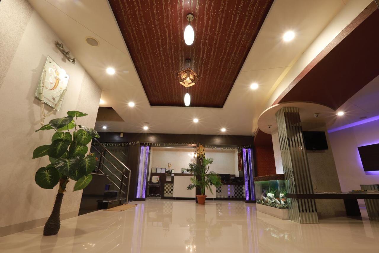 Hotel Darshan Amreli Екстериор снимка