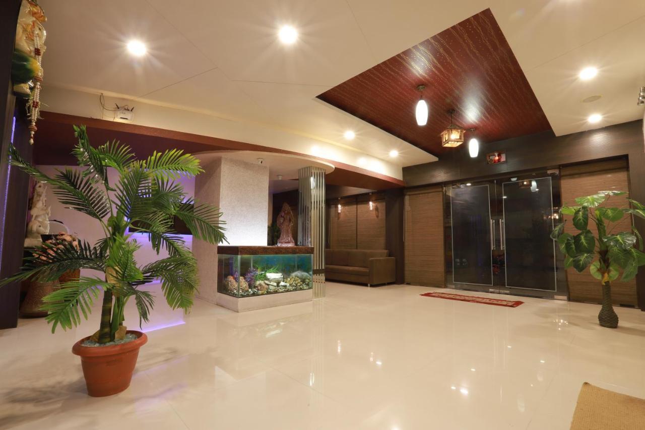 Hotel Darshan Amreli Екстериор снимка