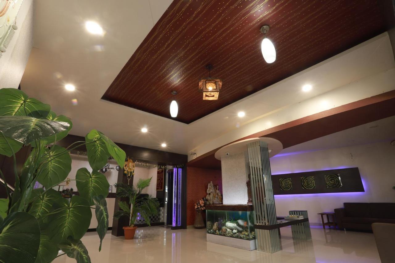 Hotel Darshan Amreli Екстериор снимка