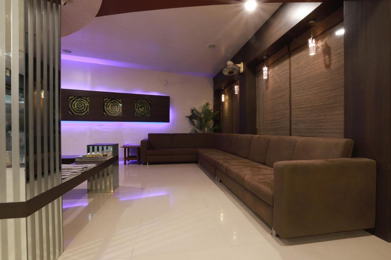 Hotel Darshan Amreli Екстериор снимка